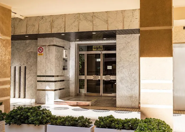 Sur Sofia פואנגירולה