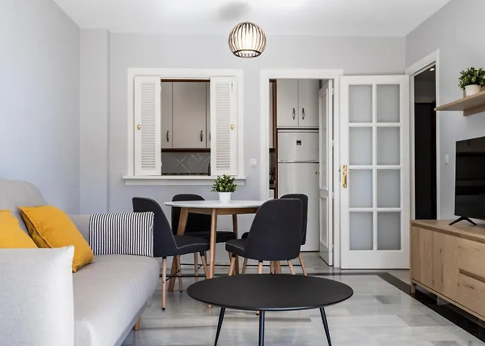 Sur Sofia פואנגירולה